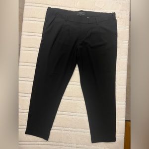 Guess black ankle pants